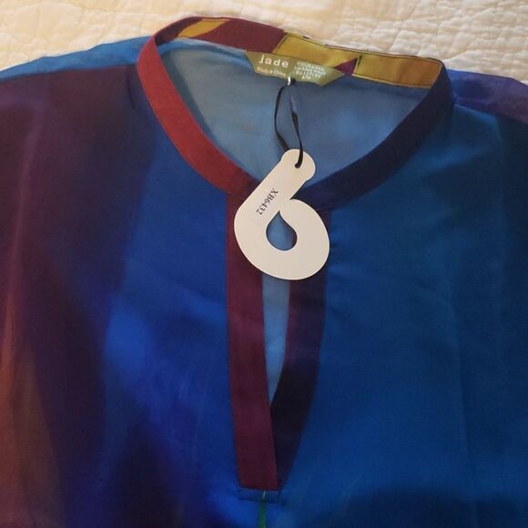 JADE Layered Tunic   - Picture 16 of 16